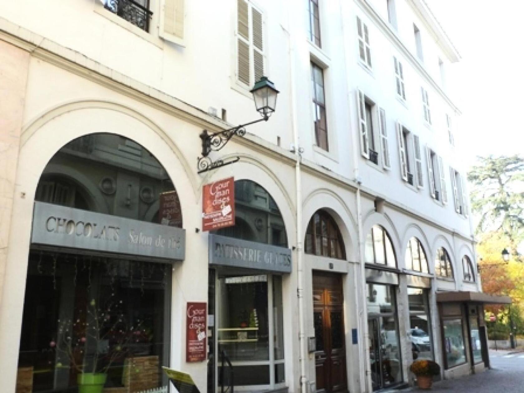 21 Rue Des Bains - Dans Zone Pietonne Pour Ce Petit Tres Agreable ! Mae-7794 Appartement
